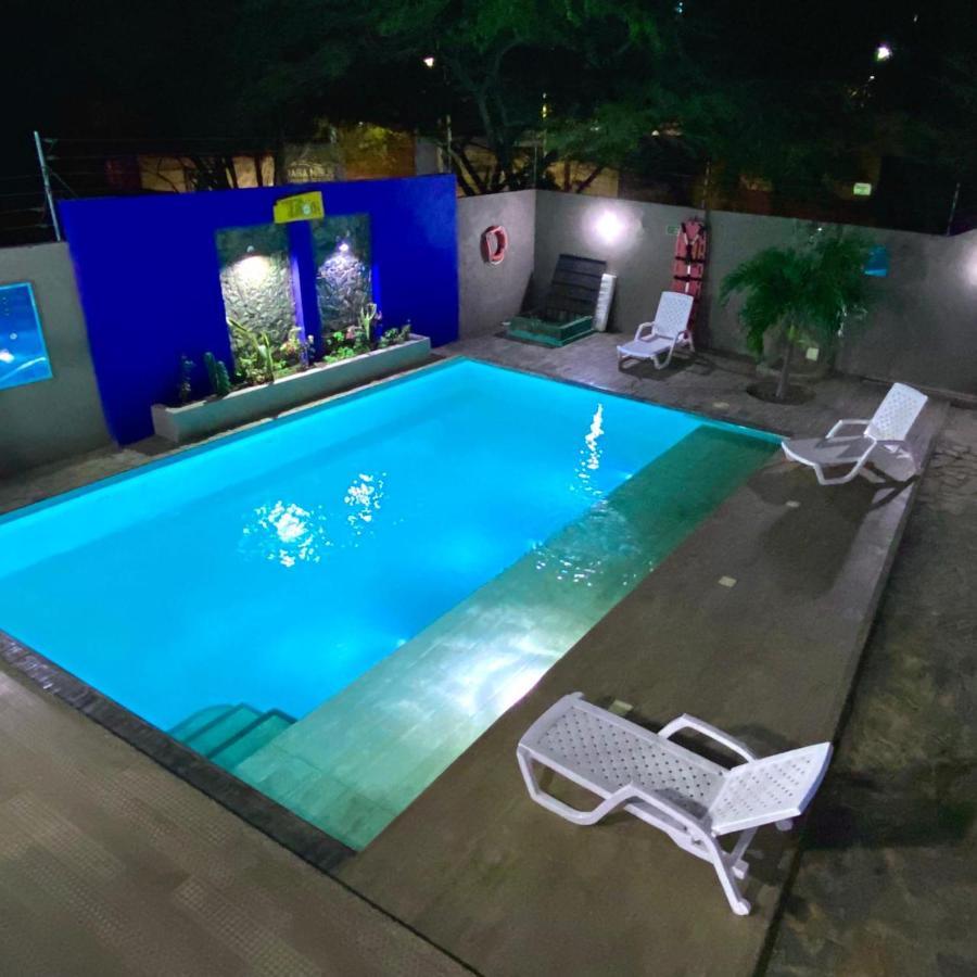 Hostal Aurora, Smith Lodging Таганга Экстерьер фото